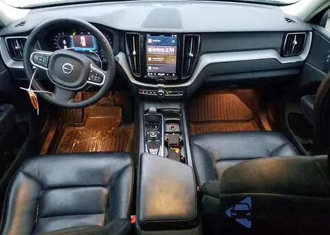 2023 Volvo Xc60 Core z USA, uszkodzony, nr VIN YV4L12RV0P1312941